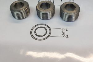 3 Gewindeschrauben mit Taumelbohrung