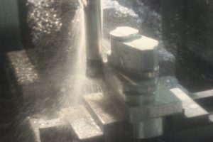 CNC Fräsen mit Kühlmittel